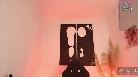 IM LOLA  online show from October 2025 04:16:02 PM