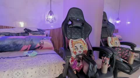 Nayuta online show from May 2026 08:28:02 PM