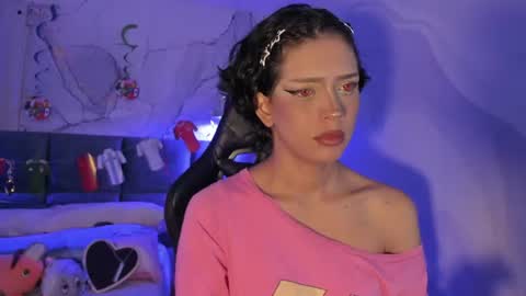 Nayuta online show from July 2026 09:32:01 PM
