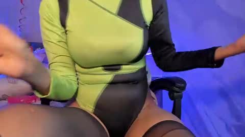 Nayuta online show from July 2026 08:59:01 PM