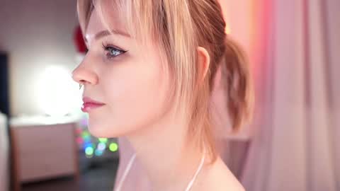 Snapshot of iamninamint chatting on January 2025 07:28:01 PM Nina online show from January 2025 07:28:01 PM