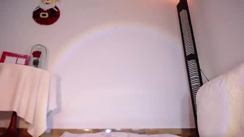 Camila online show from November 2025 03:38:01 AM