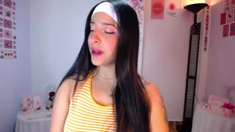 Snapshot of iamroxanne chatting on July 2026 04:05:01 AM Camila online show from July 2026 04:05:01 AM