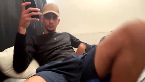 IAmSazon online show from November 2025 10:10:02 PM