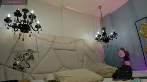Ian   Charlotte online show from July 2026 07:09:01 PM
