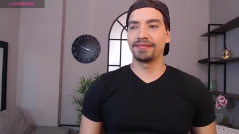 Snapshot of ian_davis chatting on February 2025 08:20:02 PM Ian Davis online show from February 2025 08:20:02 PM