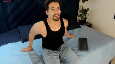 Snapshot of ian_davis chatting on September 2025 11:45:02 AM Ian Davis online show from September 2025 11:45:02 AM