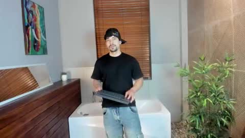 Snapshot of ian_davis chatting on October 2025 11:40:01 AM Ian Davis online show from October 2025 11:40:01 AM