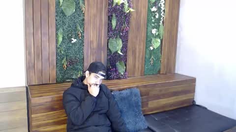 Snapshot of ian_davis chatting on October 2025 11:54:02 AM Ian Davis online show from October 2025 11:54:02 AM