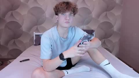 Ian Flor online show from January 2026 01:05:02 PM