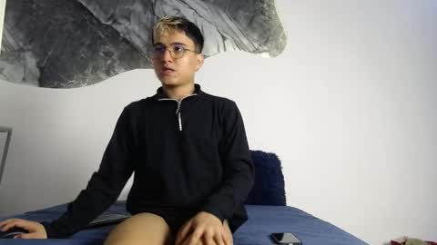 ian_storm online show from April 2026 11:45:02 AM