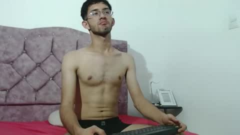 Ian Thompson online show from October 2025 03:53:02 AM