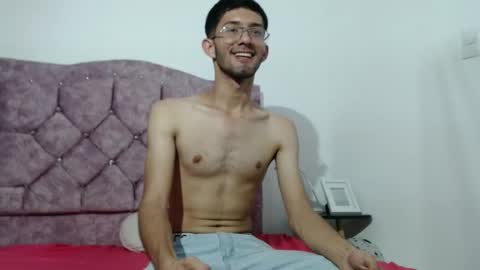 Ian Thompson online show from October 2025 04:14:01 AM