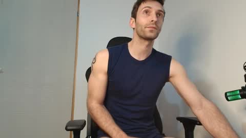 Snapshot of ianandersson27 chatting on April 2026 07:55:01 PM Ian Andersson online show from April 2026 07:55:01 PM