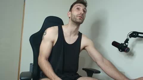 Snapshot of ianandersson27 chatting on May 2026 05:04:01 AM Ian Andersson online show from May 2026 05:04:01 AM