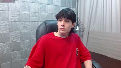 ian online show from December 2025 01:02:02 AM