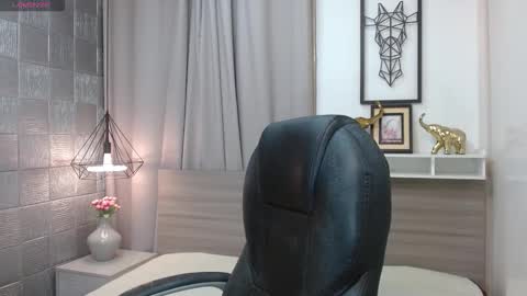 ian online show from February 2026 10:17:02 PM