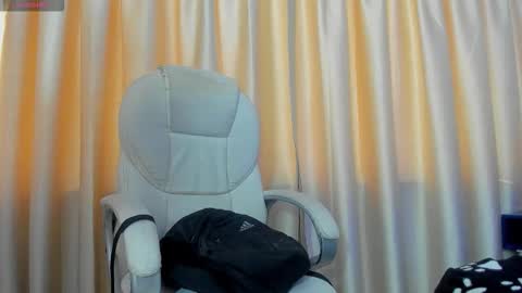 ian  online show from October 2025 11:29:01 AM