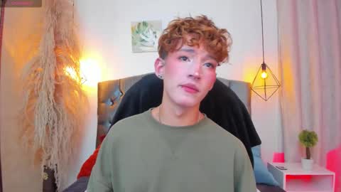 ian  online show from October 2025 05:41:01 AM