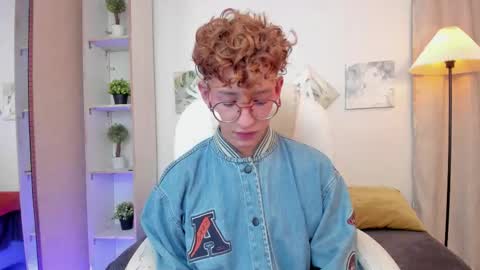 ian  online show from November 2025 02:59:01 AM