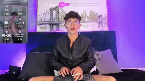 Snapshot of ianwayne_ chatting on December 2024 01:10:02 AM Andrew online show from December 2024 01:10:02 AM