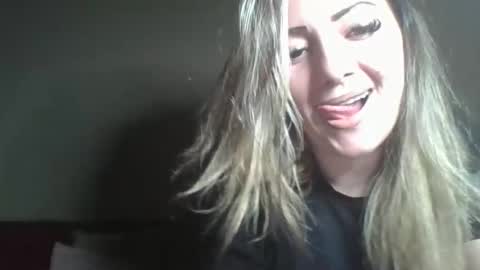 Snapshot of iasmina432144 chatting on February 2026 09:41:01 PM Yasmine online show from February 2026 09:41:01 PM