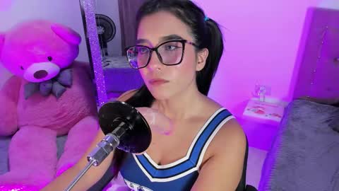 Snapshot of ibbiebennett_1 chatting on February 2026 04:16:01 AM Ibbie Bennett online show from February 2026 04:16:01 AM