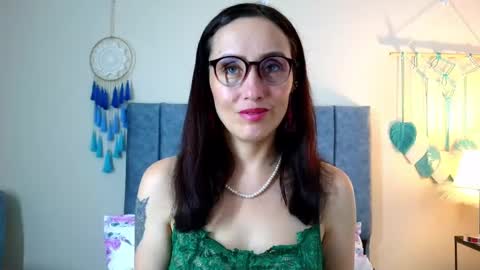 Iberian Moon online show from October 2025 05:35:01 PM