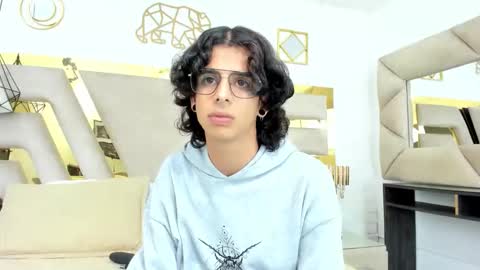 ibratxandy online show from November 2025 07:17:01 PM