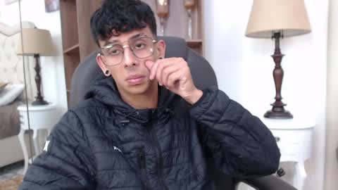 ibratxandy online show from April 2026 11:55:01 AM