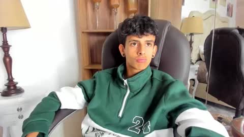 ibratxandy online show from May 2026 12:02:01 PM