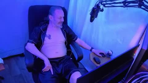 Rich online show from April 2026 02:06:01 AM