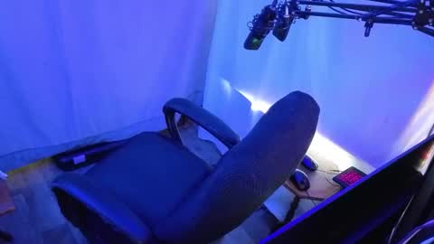 Rich online show from April 2026 12:02:01 AM