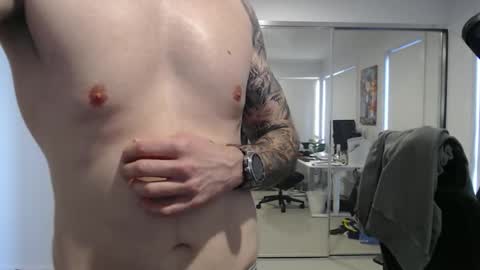 ic987 online show from October 2025 08:06:02 PM