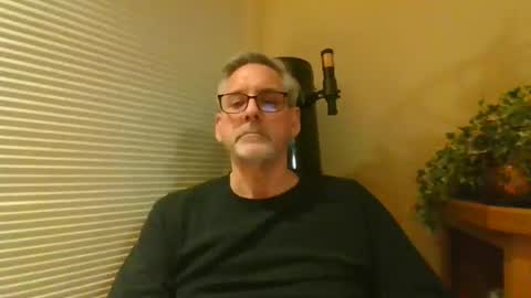 Snapshot of icanhelpu43 chatting on February 2025 01:23:02 AM icanhelpu43 online show from February 2025 01:23:02 AM