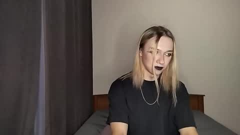 Jade online show from December 2025 02:34:01 PM