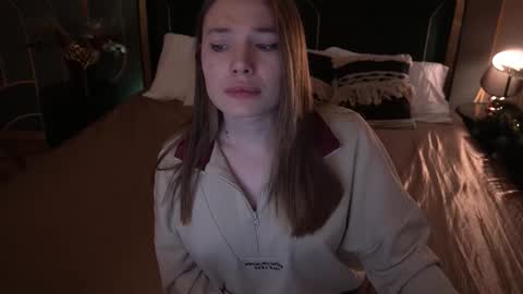 Snapshot of icedanielles chatting on December 2025 01:41:02 PM Danielle online show from December 2025 01:41:02 PM