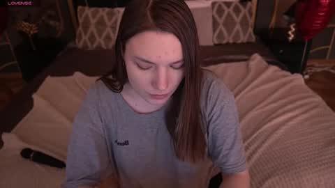 Snapshot of icedanielles chatting on February 2026 04:11:02 PM Danielle online show from February 2026 04:11:02 PM