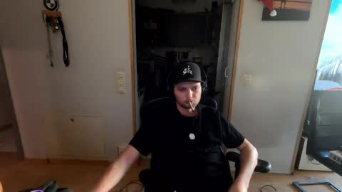 Snapshot of ich7722 chatting on April 2026 01:55:02 PM ich7722 online show from April 2026 01:55:02 PM