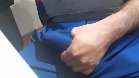 icky_thumps online show from December 2024 05:29:02 AM