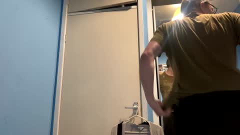 Snapshot of icums4u chatting on January 2025 03:08:02 PM icums4u online show from January 2025 03:08:02 PM