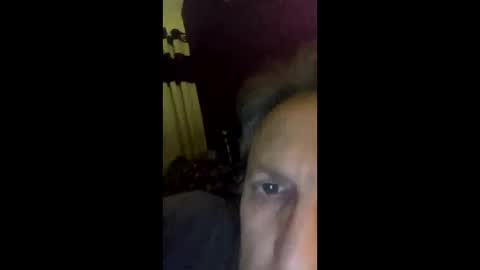 Snapshot of icums4u chatting on January 2025 10:57:02 PM icums4u online show from January 2025 10:57:02 PM