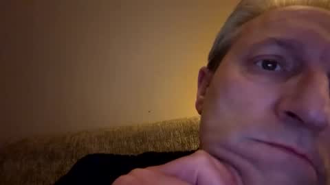 Snapshot of icums4u chatting on February 2026 10:19:01 PM icums4u online show from February 2026 10:19:01 PM