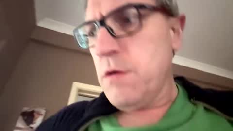 Snapshot of icums4u chatting on February 2026 03:33:01 PM icums4u online show from February 2026 03:33:01 PM