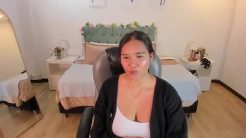 Icy online show from July 2026 02:48:02 AM