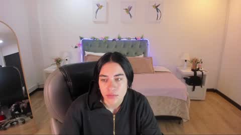 Icy online show from July 2026 11:52:02 AM