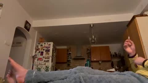 Snapshot of idkwhattowatch chatting on February 2025 12:04:01 AM idkwhattowatch online show from February 2025 12:04:01 AM