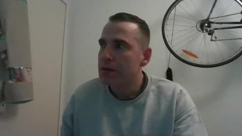 idontknowwhy1 online show from January 2025 01:01:01 AM