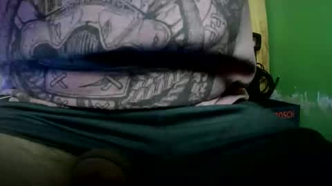 Snapshot of ifanta chatting on December 2025 04:23:01 PM Nicolas online show from December 2025 04:23:01 PM