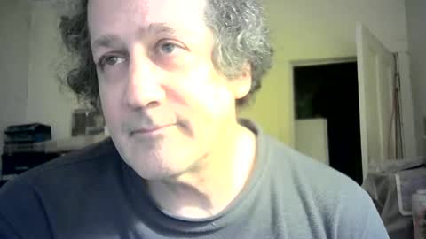 Snapshot of ignoredlittlestloser chatting on January 2025 04:18:02 AM ignoredlittlestloser online show from January 2025 04:18:02 AM